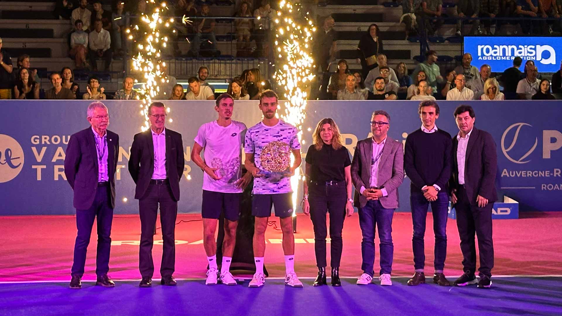 Benjamin Bonzi wins the Roanne Challenger.