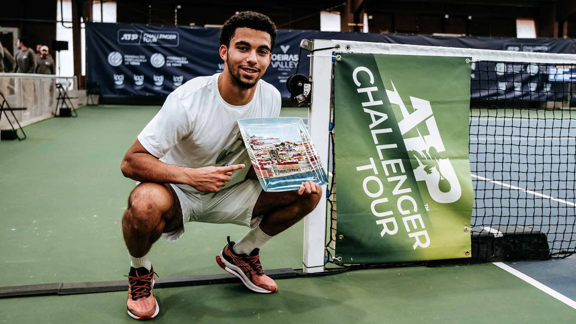 Arthur Fils triumphs at the Challenger 75 event in Oeiras, Portugal.