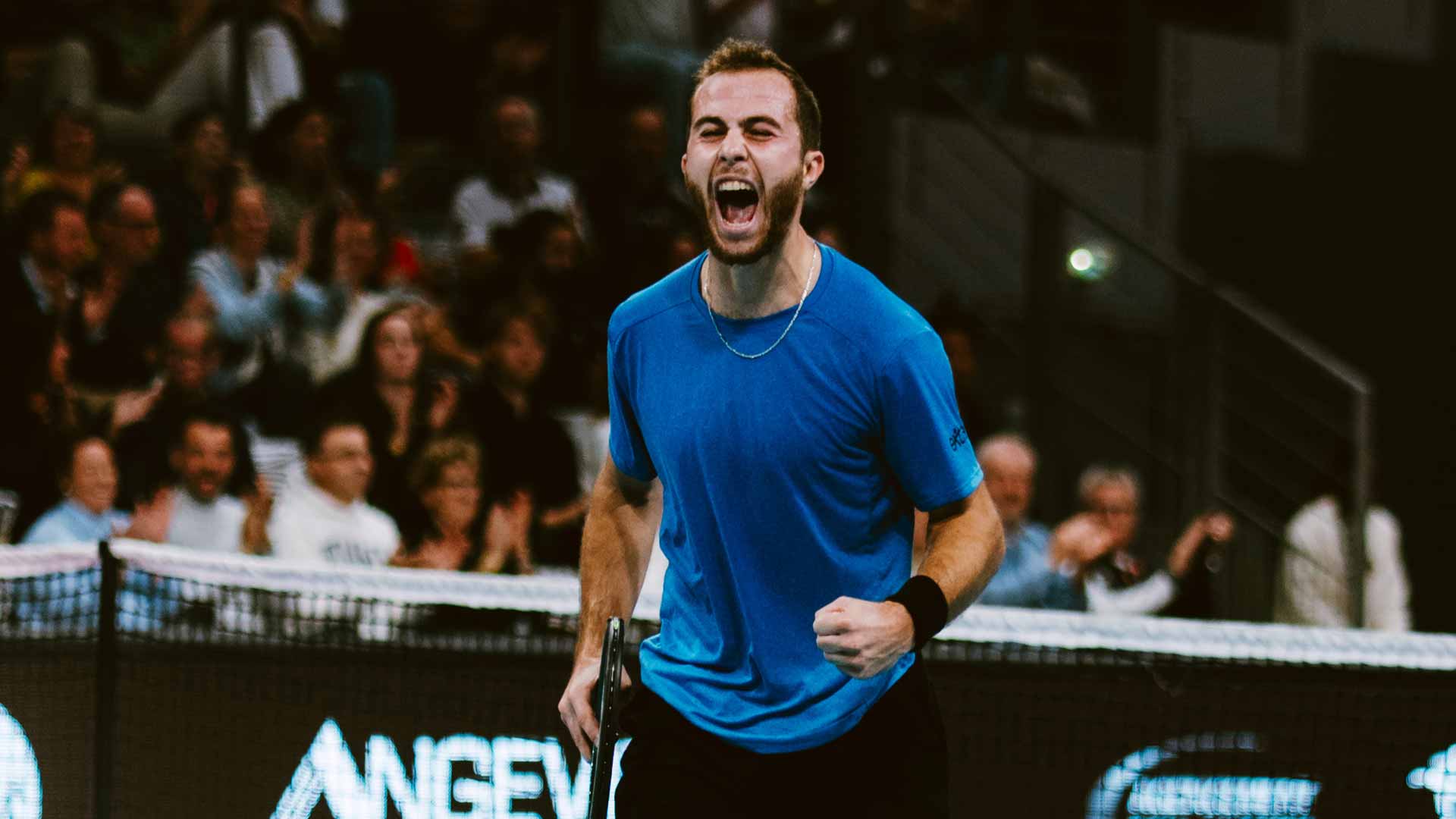 Hugo Gaston celebrates winning the Brest Challenger. Credit: Benjamin Croizet