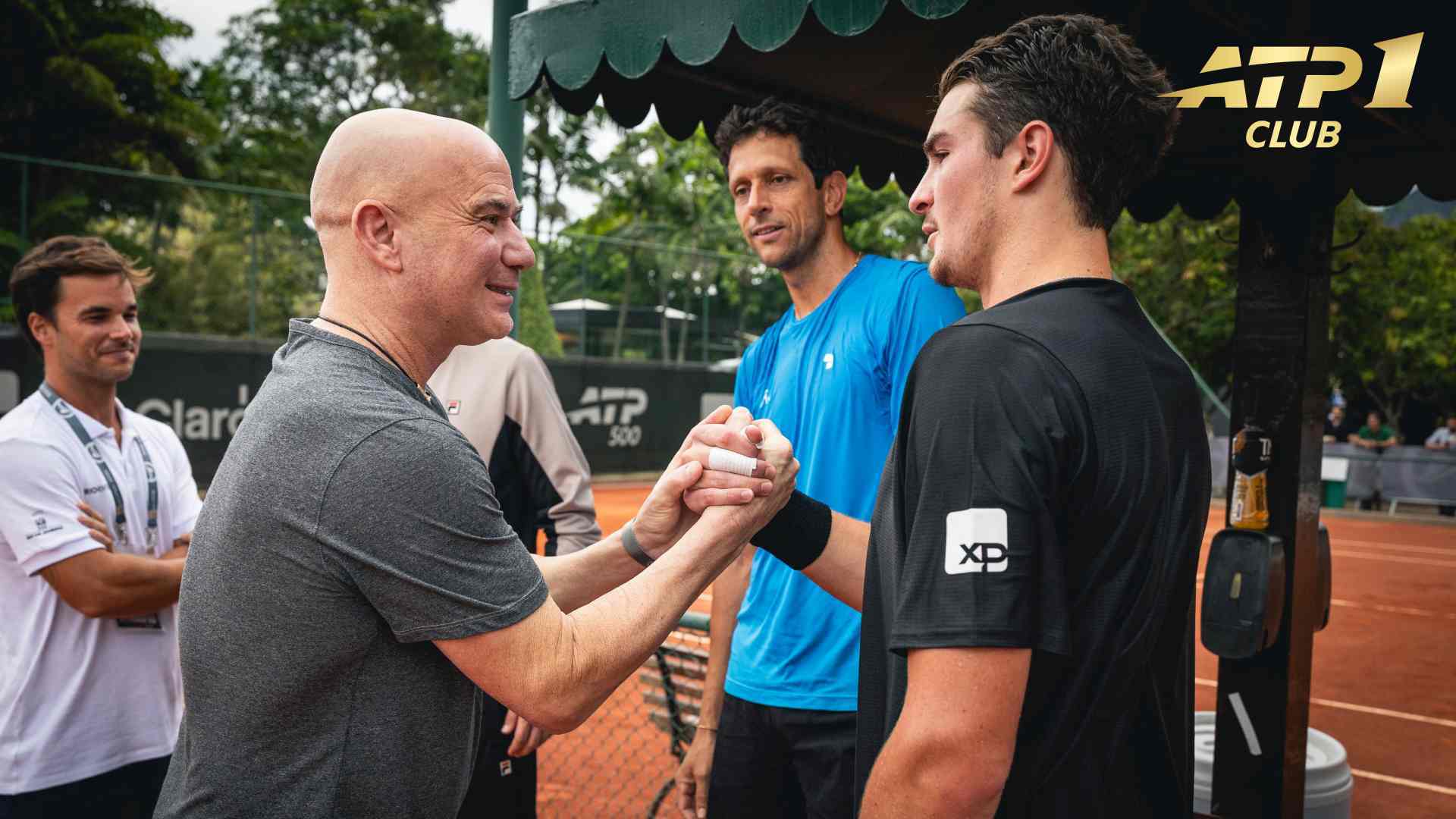 Fonseca meets 'everyone's idol' Agassi in Rio