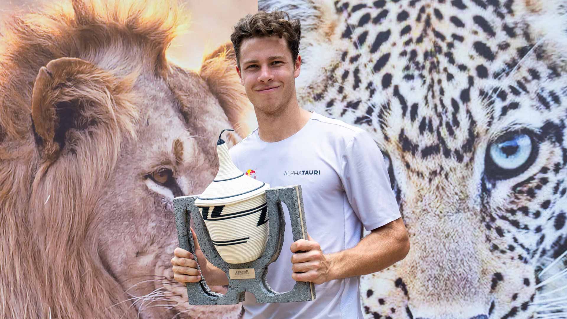 #NextGenATP Schwaerzler wins Rwanda Challenger, immediately draws final foe again