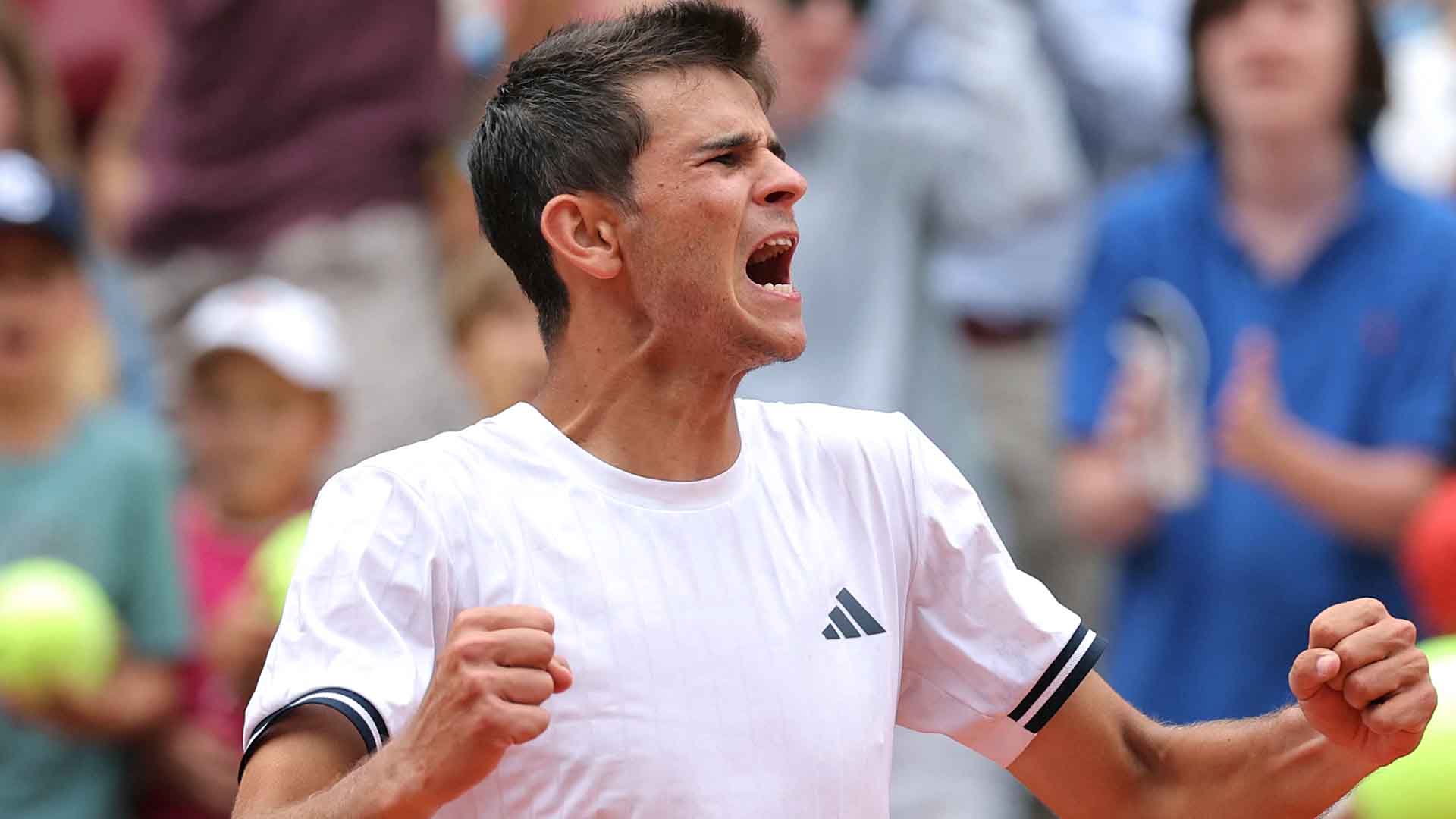 Jodar rallies from two sets down to reach first Grand Slam QF at Roland Garros