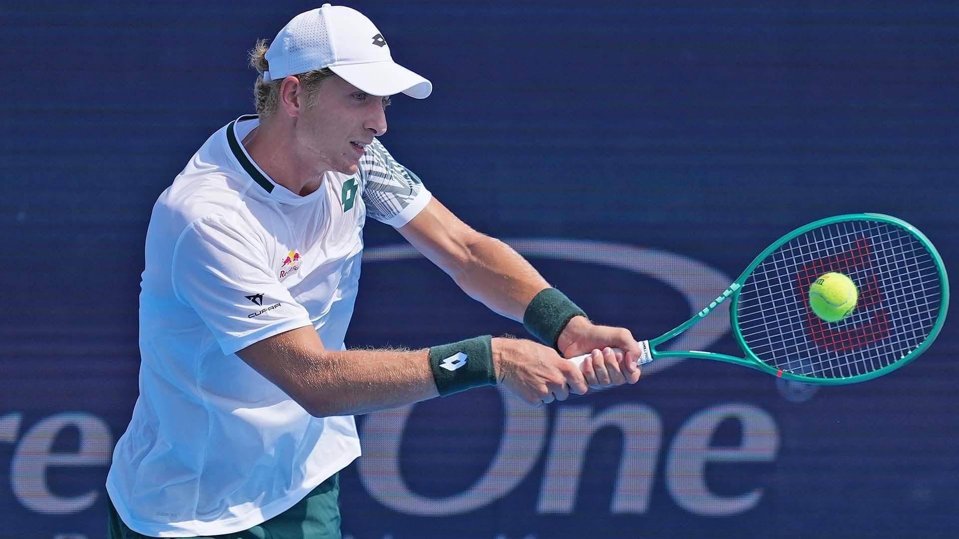Landaluce forges second-set comeback to sink Draper in Cincinnati